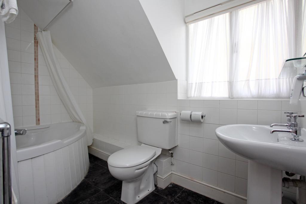 White Hart, Andover By Marston'S Inns Exterior foto